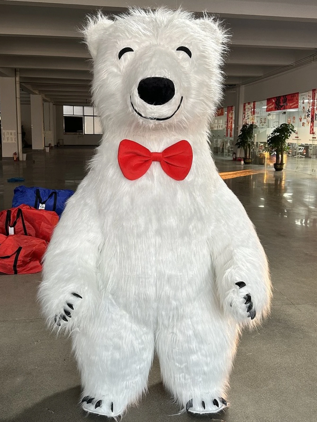 Giant Inflatable White Polar B - đánh giá và giá Suits